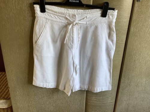 White shorts next size 10 - by,