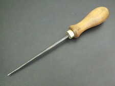 VINTAGE CARPENTERS DRAW BORE