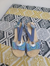 EUC Womens Reiker Regina