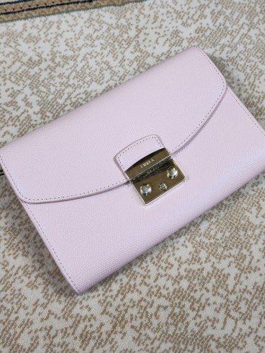 Furla metropolis wristlet - furla,