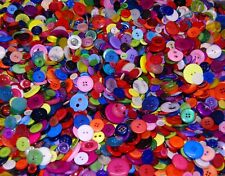 Mixed Craft Buttons - Bags of Assorted Colours & Mixed Sizes 11mm to 25mm
