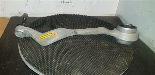 Front lower suspension arm - front,