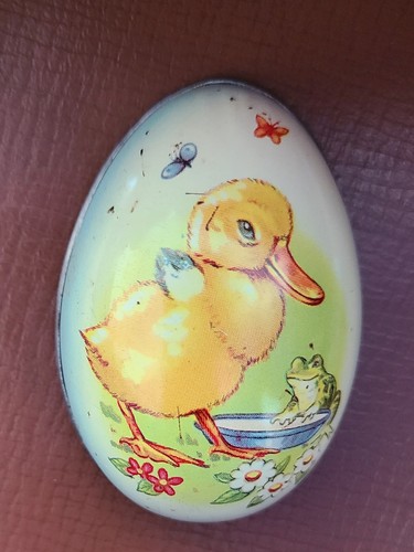 Vintage metal egg tin - metal,