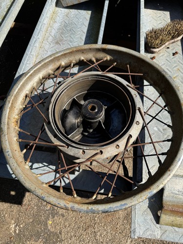 Front wheel for honda c72 - for,