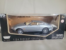 Motormax Jaguar XKR, 1:24 die