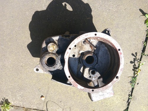 Triumph t15 t20 engine casing - triumph,