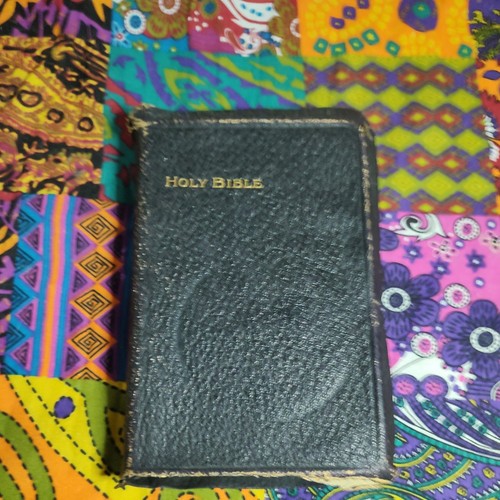 Vintage black leather bound - black,