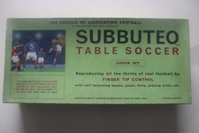 Subbuteo Table Soccer Super Set Celluloid players pitch balls goals 1962-1963 +