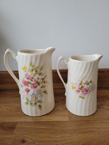 Set ironstone ceramic - of, jugs