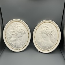 Cameo VTG Chalkware Oval Wall