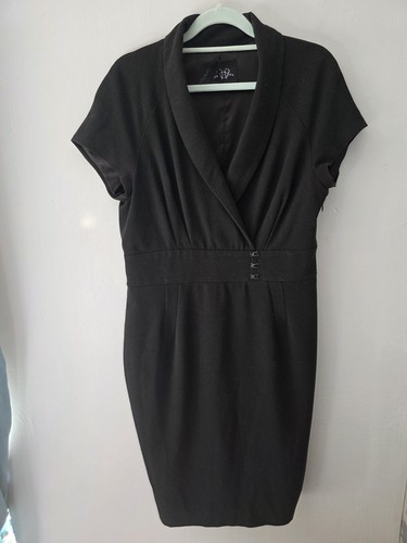 Holly willoughby women - holly, black