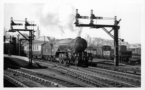 1962 aberdeen train station - train,