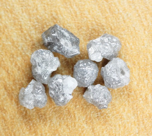 Natural rough uncut - ct,