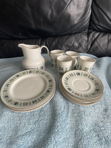 Royal doulton coffee set - royal,
