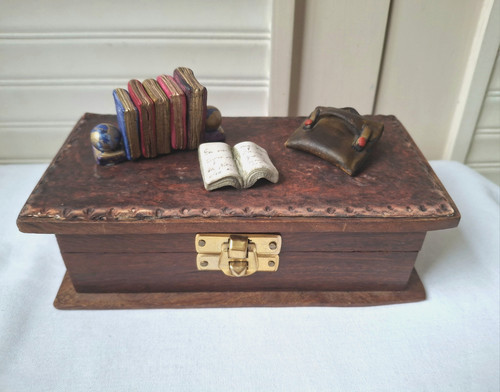 Vintage desk shaped wooden