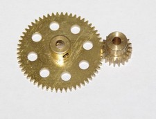 Meccano Part 27a Spur Gear 57 Teeth and Part 26 Pinion 19 Teeth.