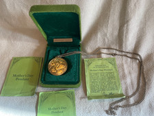 John Pinches 1977 Mothers Day