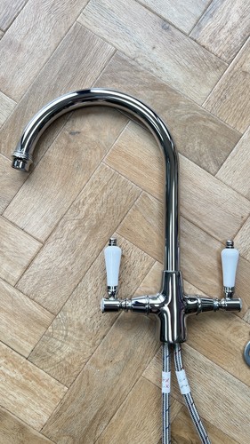 Howdens classic kitchen mixer