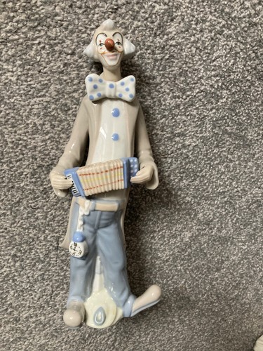 Cascades porcelain clown - cascades,