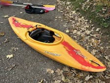 Dagger Axiom 6.9 Kid’s Whitewater Kayak With Spraydeck And A Choice Of Paddle