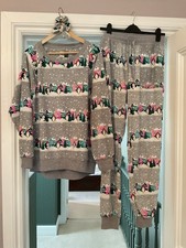 Next Ladies Christmas Pyjamas/Scrunchie Set Size M