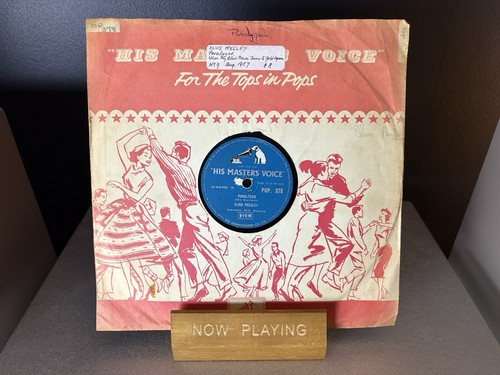 Elvis presley paralyzed - presley, /