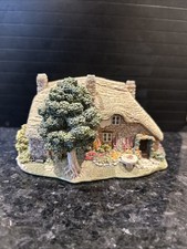 Lilliput Lane Old Mother Hubbards Cottage Ornament