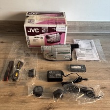 IMMACULATE- BOXED JVC GR-FX17