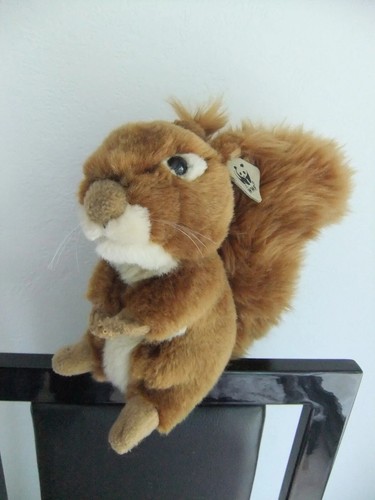 Wwf red squirrel soft - red,