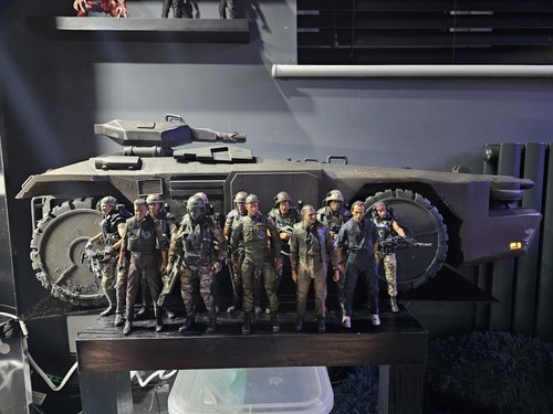 Aliens neca colonial marines - neca,