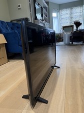 LG 32LQ630B6LA 32-inch LED TV Black With Stand And Remote Control