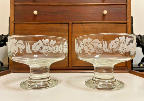 Pair vtg etched glass dessert - vtg,