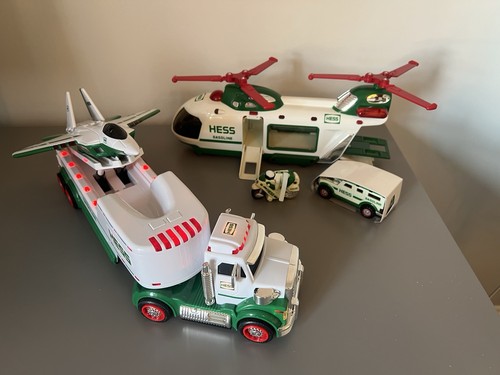 Amerada hess toys 2001 - amerada,