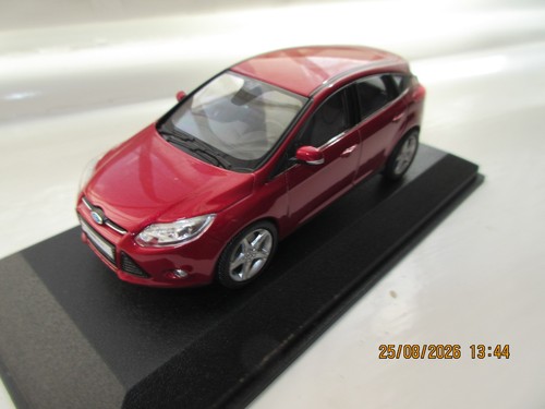 Minichamps ford focus door - minichamps,