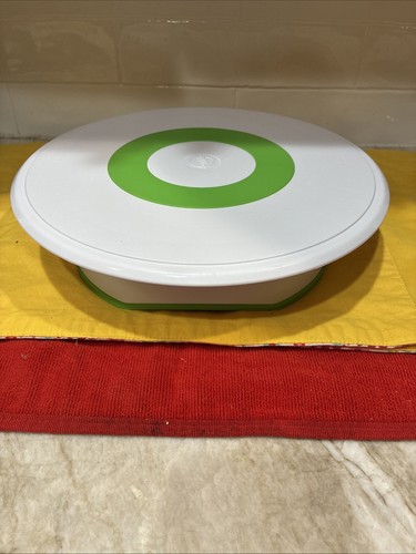 Wilton trim turn ultra cake - wilton,