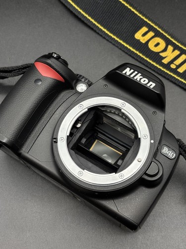 Nikon d40 dslr 1mp - dslr/, 6.1mp/
