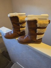 UGG Becket Australia Women's Brown Leather And Sheepskin Boots