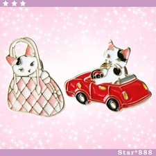 Set of 2 Kitty Cat Enamel Pin Badges Cute Kawaii Japanese Handbag & Car Novelty