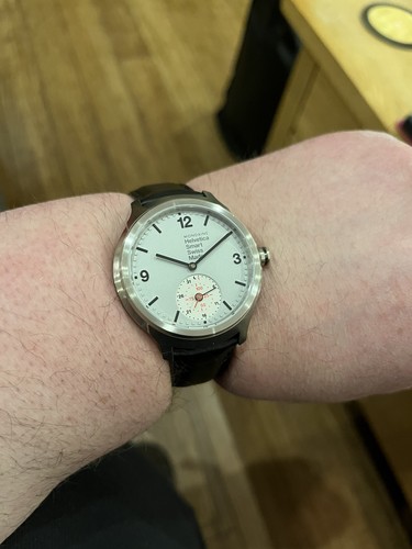 Mondaine helvetica smart - helvetica, no1
