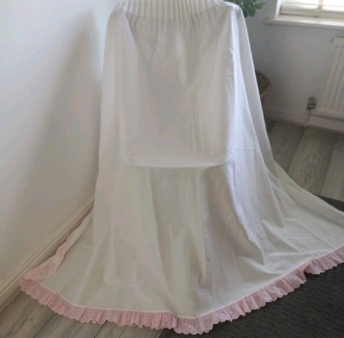 Vintage frill edge polka dot - frill,