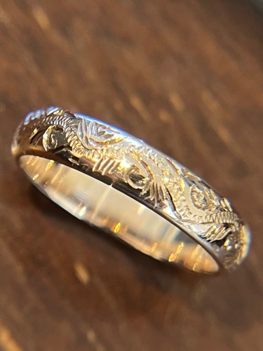 German 8ct gold - , patterned