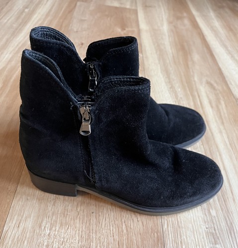 Lisa kay london - kay, suede