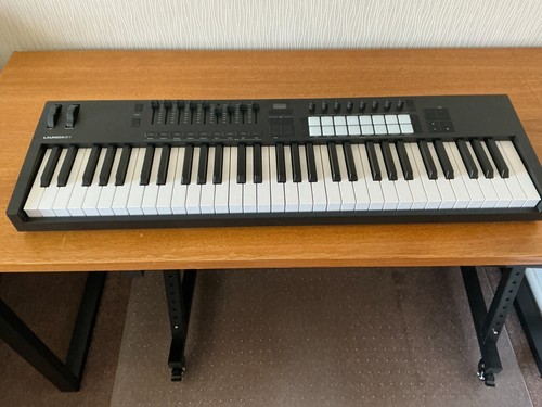 Novation launchkey mk4 usb - novation,
