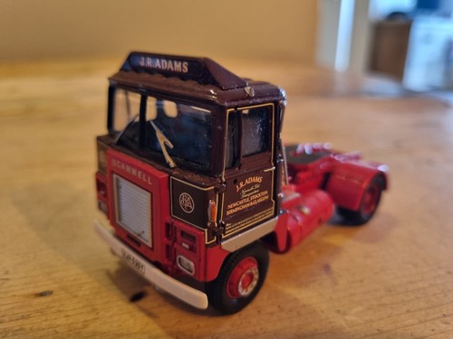 Corgi modern truck tractor - truck,