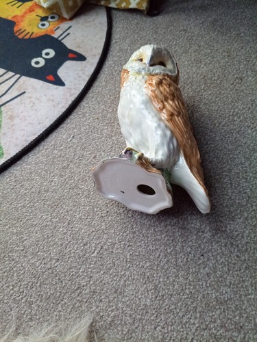 Beswick barn owl - barn, inches