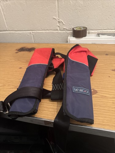 150n inflatable lifejacket - inflatable,