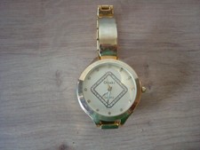 WOMENS OMAKI GOLD COLOUR WATCH 