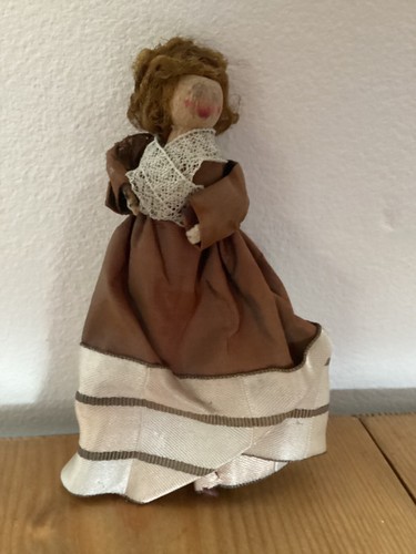 Vintage peg doll woman - vintage,
