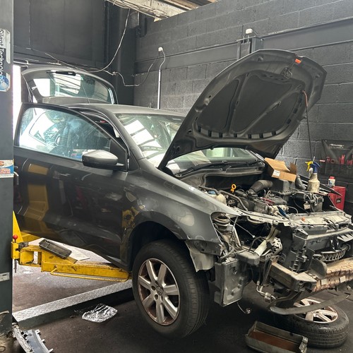Polo breaking for 10x - vw,