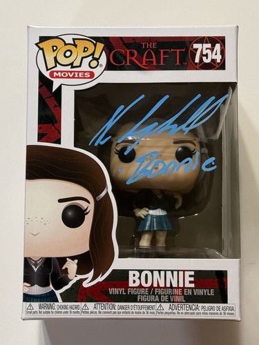 Neve campbell signed - signed, craft